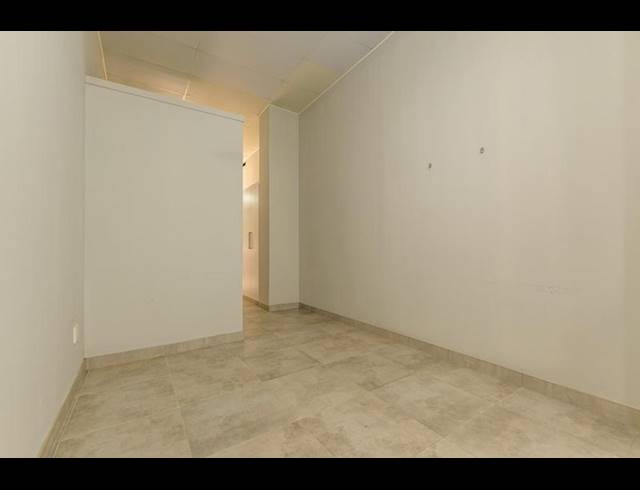 1 BEDROOM APARTMENT FOR SALE IN HILTON CENTRAL